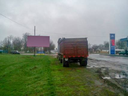 Билборд B в Шпикове вьезд в город (на перекрестке) фото 1
