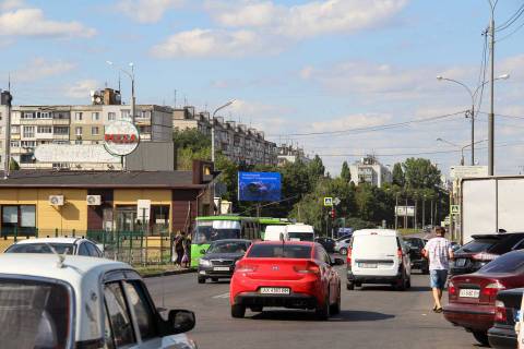 Видеоборд A в Харькове, 6x3  просп. Ювілейний (П'ятдесятиріччя ВЛКСМ ), 55 - Тракторобудівників пр-т, центр (ТРК "Україна", клуб "Болеро") - 457681 фото 1
