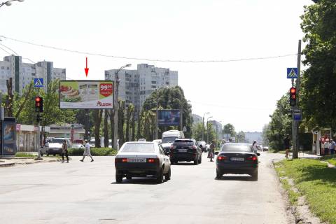Билборд B в Харькове, 3х6  Леся Сердюка (Командарма Корка) вул., 44, в центр (Класс) фото 1
