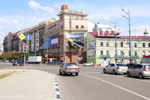 Білборд, Бігборд (Борд)  A у Харкові, 6,72х8,64  Павлівська, 6, торець , в центр (ТЦ "Павлівський" навпроти ЦУМу, біля БТІ) Фото 1