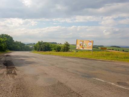 Billboard A in Grushivka, 3х6  v'izd do Grusivki z boku Cernivciv, restoran Kvarta Photo 1