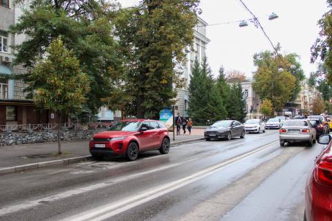 Сiтiлайт B у Харкові, 1,24х1,84  Ярослава Мудрого (Петровського) вул., 25 Фото 1