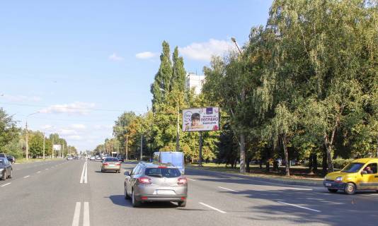 Билборд A в Днепр (Днепропетровск), 3х6  Ювілейний пр-т, 40, з центру фото 1