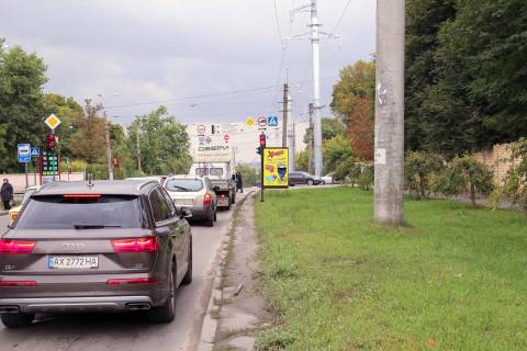 Сiтiлайт A у Харкові, 1,24х1,84  Весніна вул. - Григорія Сковороди (Пушкінська) вул., 83 Фото 1