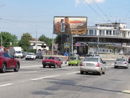 Білборд, Бігборд (Борд)  A у Харкові, 3х6  просп. Льва Ландау (50-річчя СРСР) + просп. Ювілейний (П'ятдесятиріччя ВЛКСМ ) в центр Фото 1