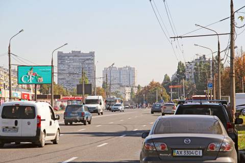 Билборд B в Харькове, 3х6  просп. Ювілейний (П'ятдесятиріччя ВЛКСМ ) 55-А, з центру (ТРК Україна) фото 1