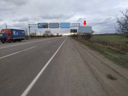 Білборд, Бігборд (Борд)  A у , , 3х6  транспорт рухається від двох стовпів, з Авангарду в бік Аквапарку Фото 1