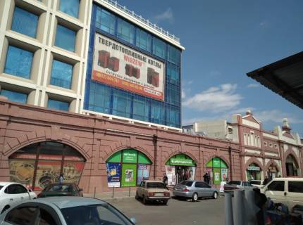 Брандмауэр A в Одессе, 6,7*13,1  ул. Привозная, ТЦ "Новый Привоз" фото 1