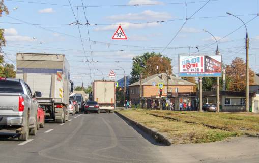 Білборд, Бігборд (Борд)  A у Харкові, 3х6  просп. Байрона (Героїв Сталінграда) 12, з центру Фото 1