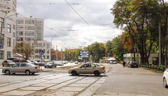 Бэклайт B в Харькове, 3,1х2,2  Незалежності пр-т, 5-б - Ромен Роллана вул., з центру, VIP фото 1