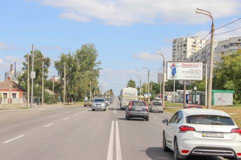 Билборд A в Харькове, 3х6  Леся Сердюка (Командарма Корка) ул. - Родниковая ул., из центра фото 1