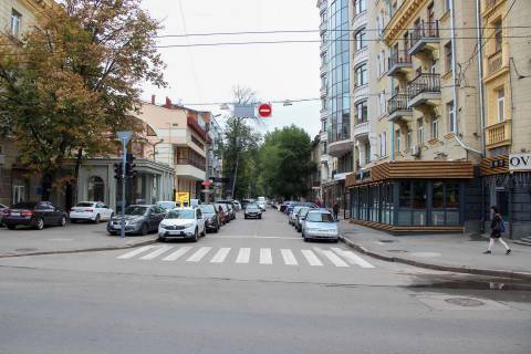 Сiтiлайт B у Харкові, 1,24х1,84  Каразина ул., 3 Фото 1
