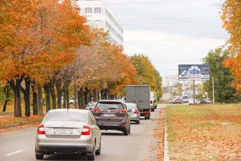 Билборд A в Харькове, 3х6  Плеханівська вул. - Академіка Волкова (Морозова) вул., в центр фото 1