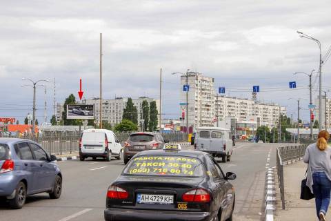 Бэклайт B в Харькове, 3х6  Людвига Свободы пр-т - Победы пр-т, в центр фото 1
