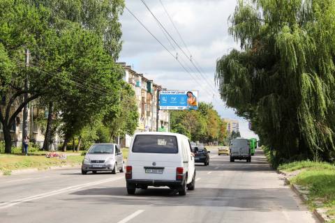 Билборд B в Харькове, 3х6  Роганська вул.,11, з центру фото 1