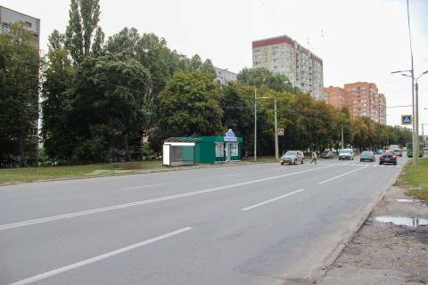 Ситилайт A в Харькове, 1,24х1,84  Гвардейцев Широнинцев ул., 27 фото 1