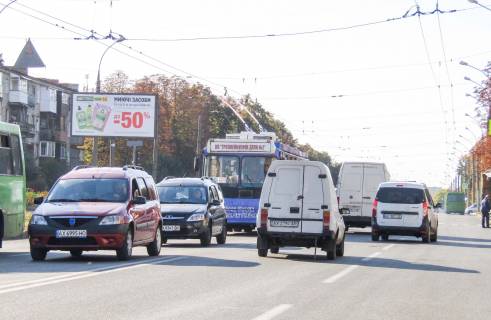 Билборд B в Харькове, 3х6  просп. Байрона (Героїв Сталінграда) - Фонвізіна вул., 10, в центр фото 1