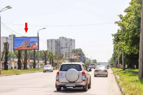 Билборд B в Харькове, 3х6  Леся Сердюка (Командарма Корка) ул., 48, в центр (МЖК Интернационалист) фото 1