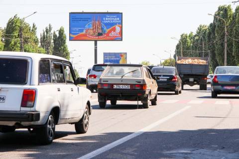 Билборд B в Харькове, 3х6  просп. Льва Ландау (50-річчя СРСР), 149, з центру фото 1