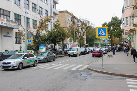 Сiтiлайт B у Харкові, 1,24х1,84  Свободы ул., 8 Фото 1