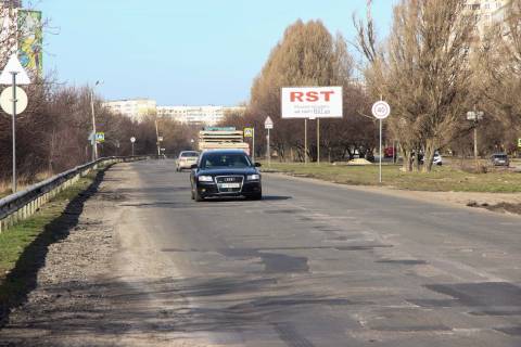 Білборд, Бігборд (Борд)  A у Харкові, 3х6  Грицевця вул. ,25-А ,в центр Фото 1