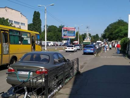 Билборд B в Черноморск (Ильичевск), 3х6  вул.Перемоги, ринок "Світанок" фото 1