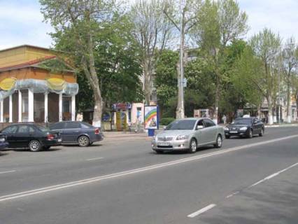 Ситилайт B в Черноморск (Ильичевск), 3х6  пр.Миру, 20 фото 1