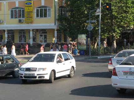 Ситилайт B в Черноморск (Ильичевск) перехрестя пр. Миру, вул. 1 Травня (ринок "Сокіл") фото 1