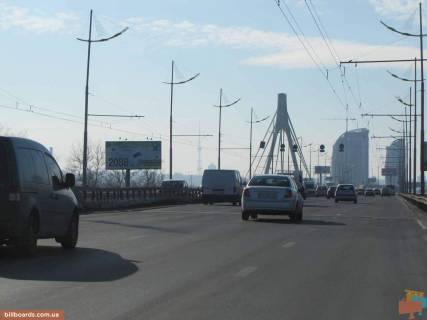 Билборд B в Киеве просп. Романа Шухевича (Генерала Ватутіна) - Північний міст 02 (бывш. Московський) ТРЦ SkyMall, г/м Ашан; напр. с левого берега / Днепровский р-н фото 1