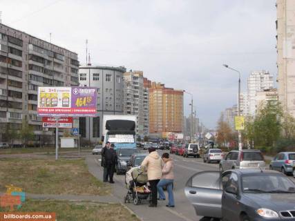 Билборд B в Киеве ул. Руденко, 10; г/м МETRO cash&carry на Позняках; поворот с ул. С. Крушельницкой, перед пов. на ул. Вишняковскую, рядом ветклиника "Друг", фитнес-клуб "Колизей", салон L-Стиль, маг. Singer  фото 1