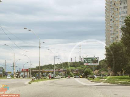 Білборд A у Києві вул. Саперно-Слобідська 04, заїзд на парковку гіпермаркету Лєруа Мерлен, Світлофор, напрямок до Південного мосту Фото 1