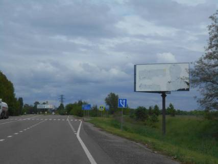 Billboard A in Kiev roads, 6х3  m. Obuhiv, Dniprovs'ke sose, trasa N-01 "Kiiv-Znam'anka", km 46+300 livo, avtobusna zupinka "Derev'ana", povorot na Tripilla Photo 1