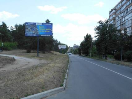 Білборд, Бігборд (Борд)  B у Українці, 6х3  м. Українка, вул. Будівельників, 8, через 150м після ЖК "Українка", за 250м до розвилки з Дніпровським проспектом Фото 1