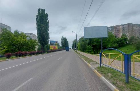 Билборд A в Обухове, 6х3  м. Обухів, вул. Київська, 113, за банком "Аваль", навпроти дитячого майданчику "Рошен", перед поворотом на вул. Каштанова, навпроти Фора, Фокстрот, перед маг Сільпо фото 1