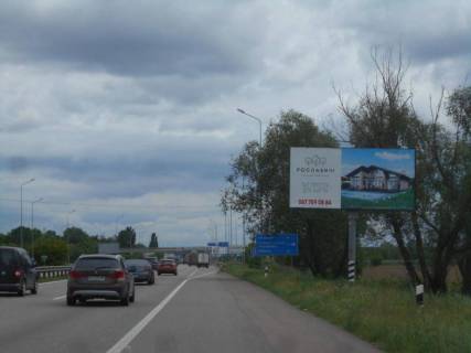 Білборд A у Ходосівці, 6х3  Дніпровське шосе, траса Н-01 "Київ-Знам'янка", км 24+820 право, через 820м після ТЦ "МегаМаркет", через 570м після ТЦ "Аракс", за 280м до розв'язки на с. Креничі Фото 1