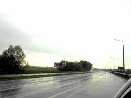 Билборд B в с. Калиновка, 6х3  с. Калинівка, траса М-01 "Київ-Чернігів-Нові Яриловичі", км 34+450 ліво, об'їзд м. Бровари, навпроти Бауміт-Україна, за 350м до повороту на вул. Броварська та Рабен Україна фото 1