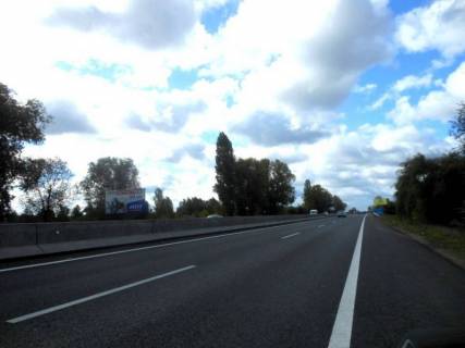 Білборд, Бігборд (Борд)  B у Калинівка, 6х3  смт. Калинівка, траса М-05 Київ-Одеса, км 34 + 655 ліво, за 540м до розв'язки на м. Васильків та смт. Калинівка Фото 1