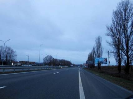 Билборд A в Киеве, 6х3  шосе Дніпровське (шосе Дніпропетровське), траса Н-01 "Київ-Знам'янка", км 23+100 ліво, через 460м після повороту на Ходосівку та АЗС UPG, садовий центр "Інтерфлора", Мега Маркет, за 270м до "Зелений ринок", за 600м до АЗС ОККО фото 1