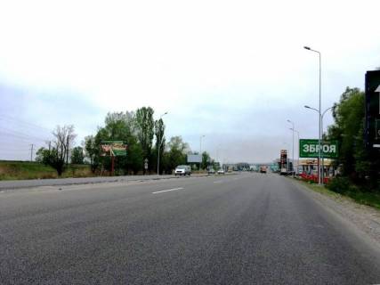 Білборд, Бігборд (Борд)  B у Ходосівці, 6х3  Дніпровське шосе, км 23 + 300 ліво, перед поворотом на с. Ходосіївка, АЗС БРСМ, садовий центр "Інтерфлора", "МегаМаркет-Ходосіївка" Фото 1