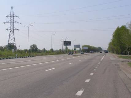 Billboard B in Kalynivka, 6х3  smt. Kalinivka, trasa M-05 Kiiv-Odesa, km 33+990 livo, zaizd na AZS LUXWEN Photo 1