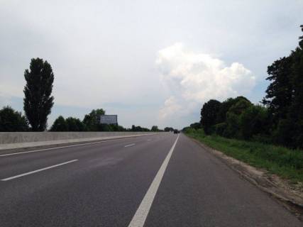 Билборд B в Киеве траса М-05 Київ-Одеса, км 81+045 право фото 1