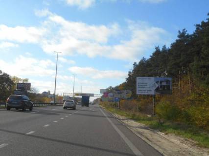 Билборд A в Стоянке с. Стоянка, траса М-06 Київ-Чоп (Житомир), км 22+400 право, за АЗС GLUSCO, за поворотом на Гореничі, 1,3км до повороту на Базу "Снайпер" фото 1