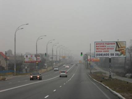 Билборд A в Бровары, 6х3  м. Бровари, вул. Київська, 60, навпроти автобусної зупинки, через 310м після перехрестя з вул. Євгенія Зеленського фото 1