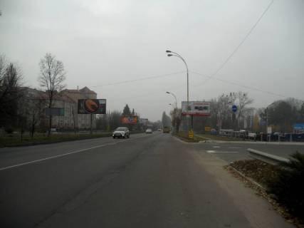 Билборд A в Бровары, 6х3  м. Бровари, вул. Київська, 227/1, біля АЗС "КЛО", через 160м після перехрестя з вул. В'ячеслава Чорновола та Героїв України вул. (кол. Гагаріна), через 200м після магазину Сільпо та ресторану KFC фото 1