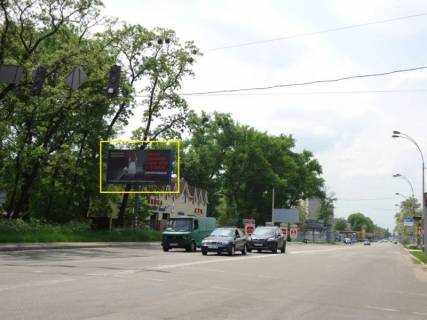 Билборд B в Бровары, 6х3  м. Бровари, вул. Київська, 326, в'їзд в м. Бровари, за 80м до ресторану "У лісі", за 160м до повороту на вул. Металургів, за 270м до ТРЦ "Термінал" та магазину "МегаМаркет", за 270м до АЗС "КЛО", через 40м після повороту на вул. Лісова фото 1