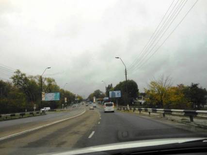 Білборд, Бігборд (Борд)  A у Бровари, 6х3  м. Бровари, Ярослава Мудрого вул. (кол. Кірова), біля мосту, розв'язка з Бандери Степана вул. (кол. Димитрова), Героїв України вул. (кол. Гагаріна), Оникієнка Олега вул. (кол. Кутузова), за 60м до автобусної зупинки, за 140м до АЗС КЛО Фото 1