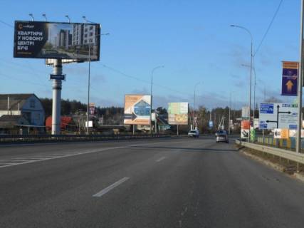 Билборд B в Ирпене м. Ірпінь, траса М-07, км 23+400 ліво, вул. Свято-Покровська, 2а, за мостом через р. Ірпінка, навпроти офісу ЖК "Гостомель Резіденс", 350м до розвилки Ірпінь-Буча-Гостомель, 150м до АЗС ОККО, верх фото 1