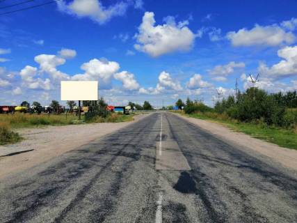 Білборд, Бігборд (Борд)  B у Києві, 6х3  с. Путрівка, виїзд на трасу М-05 Київ-Одеса, автобусна зупинка, за 485м до розвороту на м. Одеса, через 650м після АЗС WOG Фото 1