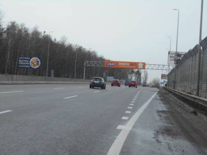 Билборд B в Киеве с. Віта-Поштова, траса М-05 Київ-Одеса, км 21+000 ліво, за 100м до ресторану "Вілла Віта", за 350м до магазину Сільпо фото 1