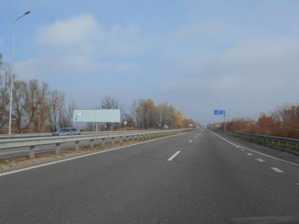 Білборд, Бігборд (Борд)  B у Обухові км. 43+000 праворуч(Н-01 Київ-Знамянка); В'їзд в м.Обухів із Києва Фото 1